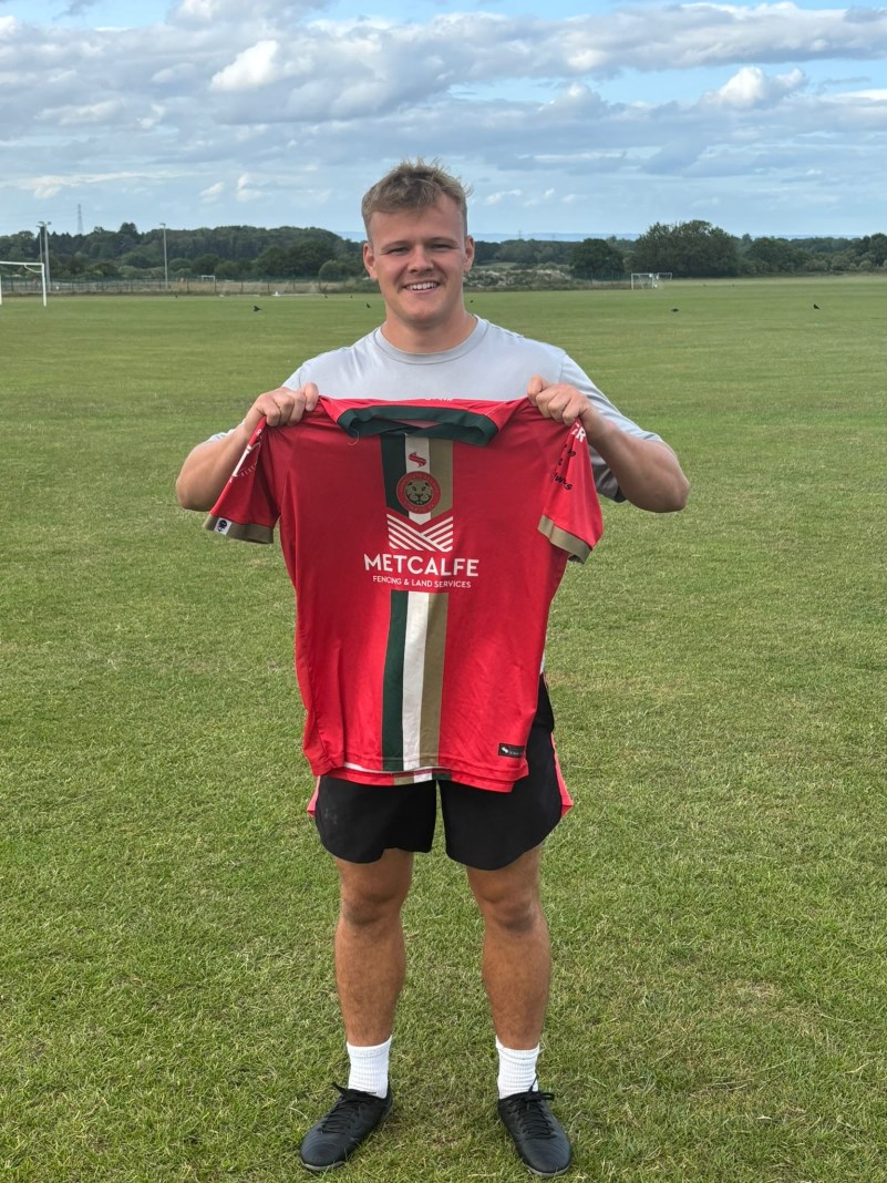 Lee the returnee - Harrogate Railway Athletic Football Club